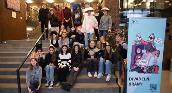 obrázek: Děti z Plzeňska objevují kouzlo divadelního zákulisí