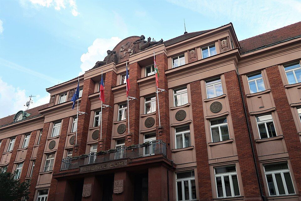 Plzeňský kraj pod lupou - nezávislý audit odhalí pravdu o podezřelých zakázkách