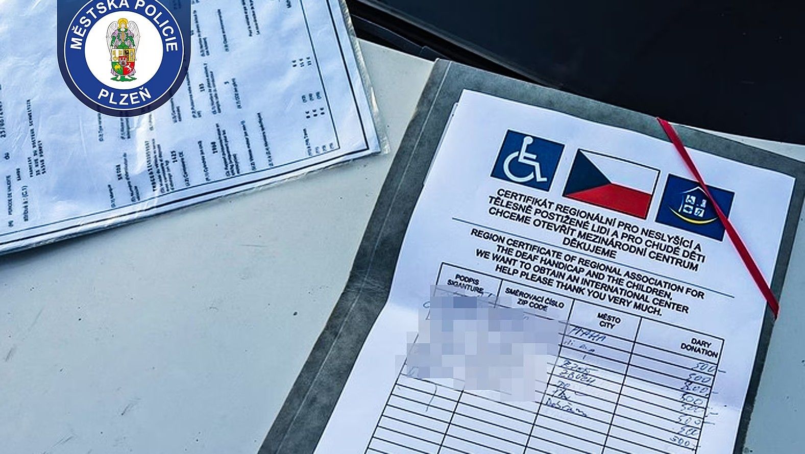 Podvodníci vybírali ve falešné sbírce příspěvky na neslyšící