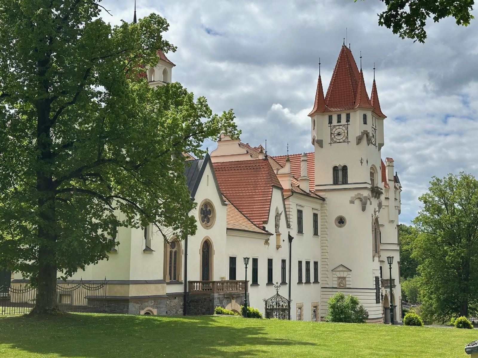 Pohádkový zámek Žinkovy láká návštěvníky na unikátní prohlídky
