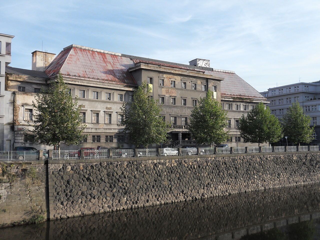 Rekonstrukce lázní pod drobnohledem - opozice žádá zastavení projektu