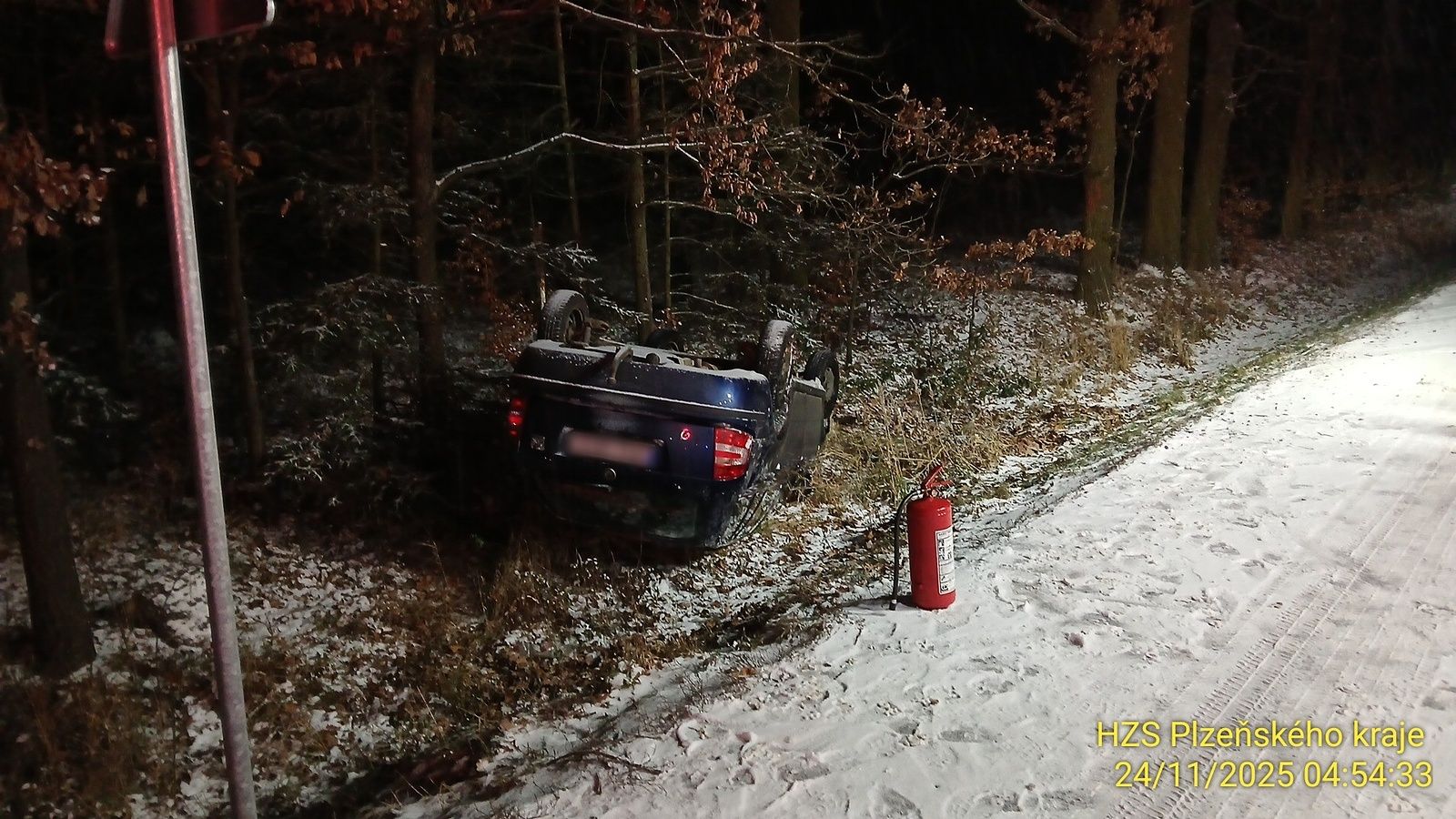 Sníh způsobil chaos na Plzeňsku - nehody i uzavřená D5