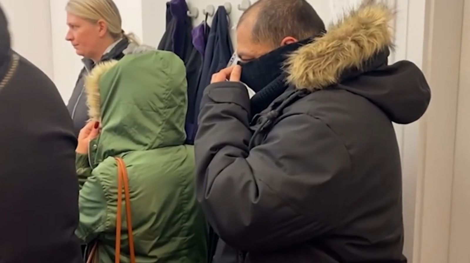 Manželé obviněni z týrání postiženého dítěte