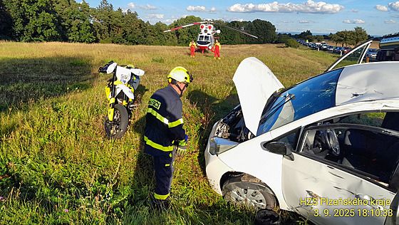 Mladá motorkářka těžce zraněna při předjíždění na Plzeňsku