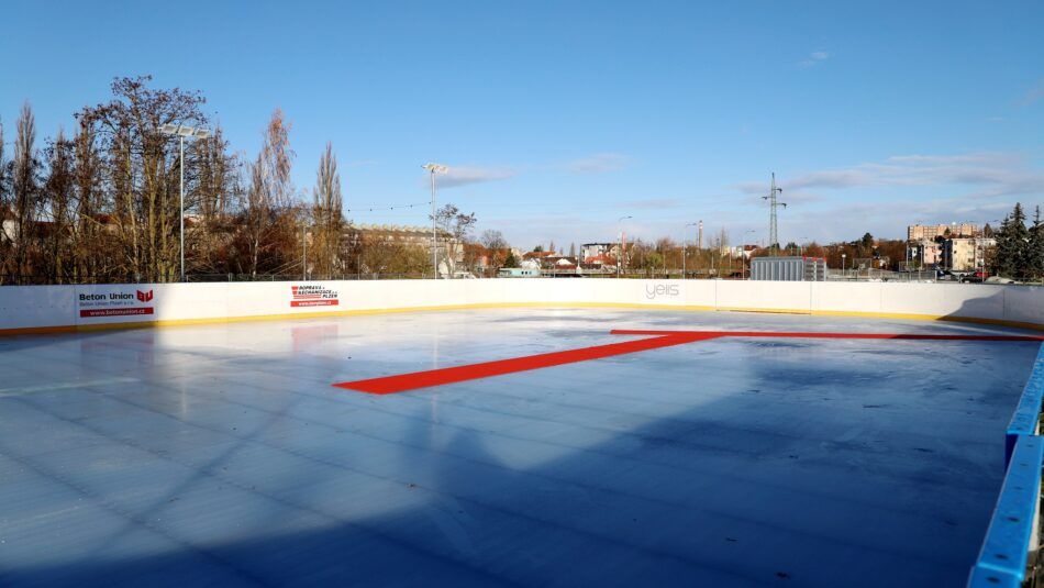 Na Slovanech se pro velký zájem prodlouží bruslení až do 15.února
