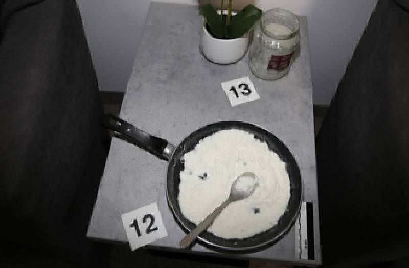 Obviněn z výroby pervitinu a sériových krádeží