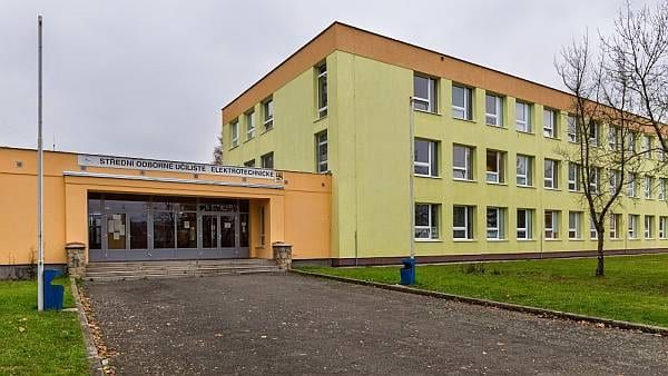 Střední odborné učiliště elektrotechnické chystá přístavbu, o studium je zájem