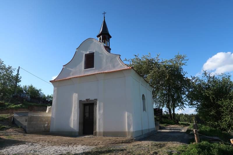 Znovuzrozená kaple sv. Vojtěcha v Kasejovicích láká poutníky