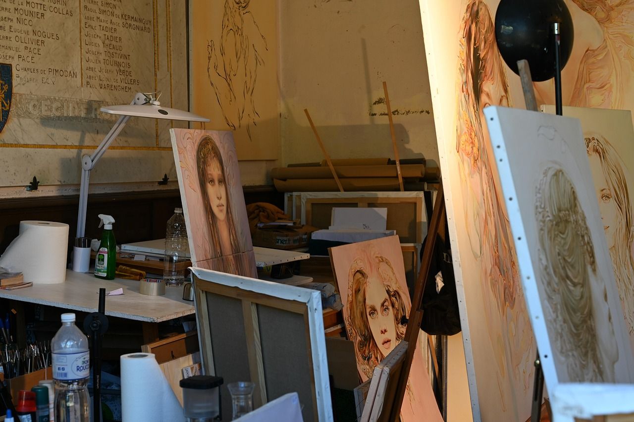 Oslavte 10 let otevřených ateliérů v Plzni - výstavy, workshopy a mnohem více