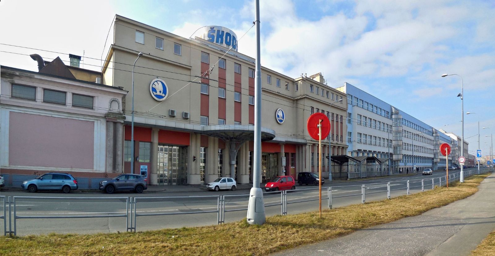 Univerzita prodává budovu Škodovky - bude sloužit studentům