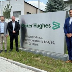 Dobrovolníci z Baker Hughes uklidili část obvodu
