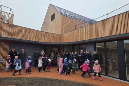 obrázek:Nová mateřská škola v Újezdě je dokončena