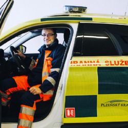 Garáže záchranné služby, policie i hasičů v kraji skrývají skvosty
