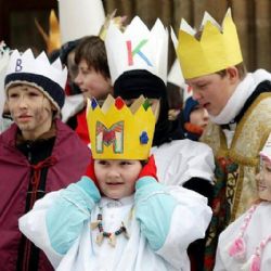 Biskup půjde koledovat s radním města a náměstkem hejtmanky 