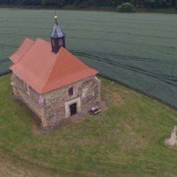 Bohoslužba i vzpomínka na J. Schelingera. To je sobotní pouť v Dolanech