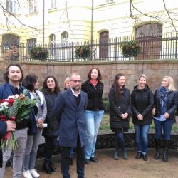 Centrální obvod Plzně uctil památku rodáka Miroslava Horníčka