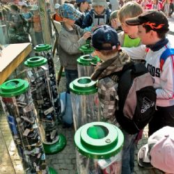 Chcete pomoci gorilám? Odevzdejte v Zoo Plzeň starý mobil nebo tablet