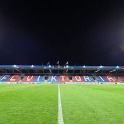 Fotbalová liga kvůli koronaviru stojí 