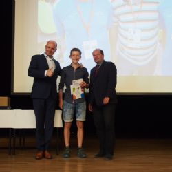Hejtman ocenil medailisty letní dětské olympiády