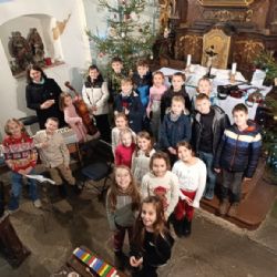 Koncerty U Ježíška nastartovaly další ročník sbírky Díky dětem