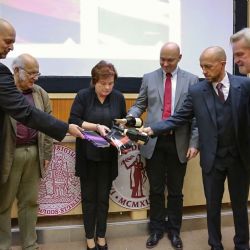 Medici v Plzni mají unikátní učebnici ORL 