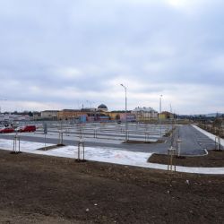 Plzeň má nové parkoviště na Borech, lístek poslouží i jako jízdenka v MHD