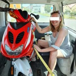 Policisté vypátrali v Plzni ukradený skútr