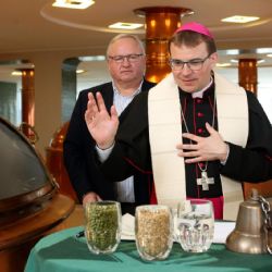 Prazdroj ve středu založí speciální požehnanou várku pro papeže