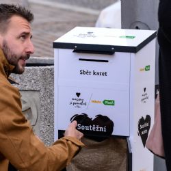 Projekt #spoluproplzen je v druhé půlce, lidé mohou vhazovat karty