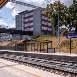 Stavbaři na Slovanech hlásí hotovo, nová zastávka už slouží cestujícím 