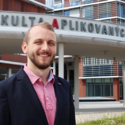 Vynikající studenti vysokých škol v Plzni získali stipendia