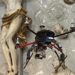 Dron jako pomůcka památkářů. Inovátoři nemyslí jen na budoucnost, ale i minulost