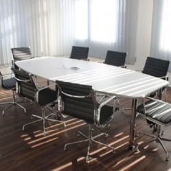 Potřebujete zajistit profesionální úklid kanceláří v Plzni?