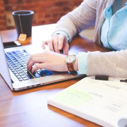 Podvodnice na internetové seznamce vylákaly z muže půl milionu