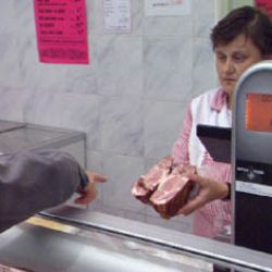 Hypermarket vyroste na Slovanech