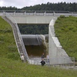 V přehradě Hracholusky chybí dva metry vody