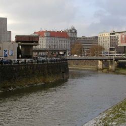 Plzeňský poutník má dnes křest