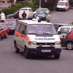 Čtyři zraněné po srážce s trolejbusem