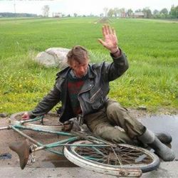 Cyklisté v Plzni ohrožují na chodnících chodce