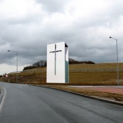 U dálniční kaple u Šlovic se bude v neděli vzpomínat na oběti nehod