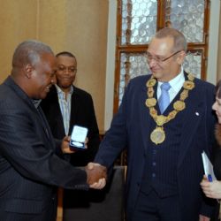 Primátor Plzně přijal delegaci z Ghany 