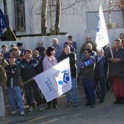 V Plzni protestovalo 50 lidí proti radaru