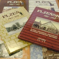 Karlovarská knihovna půjčuje DVD díky Nadaci ČEZ