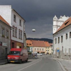 Ukradli vozy v Sušici i před hotelem v Srní