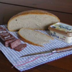 Na potravinou pomoc potřebným uvolnila  Plzeň 400 tisíc 