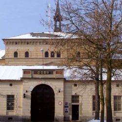 Ředitel plzeňské věznice čelí podezření z plagiátorství