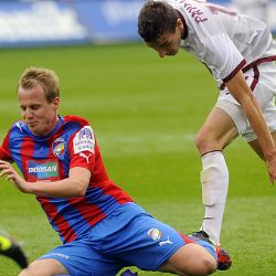 Obránce David Limberský musí kvůli komplikované zlomenině na operaci