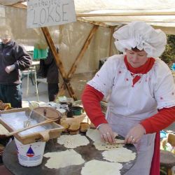Na Domažlicku se peče ve velkém, startují Chodské slavnosti 