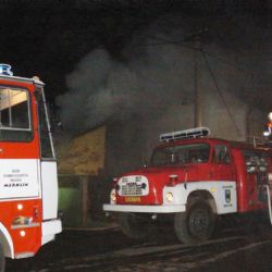 Stavením v Kalu na Klatovsku otřásl v neděli výbuch, škoda nejméně milion