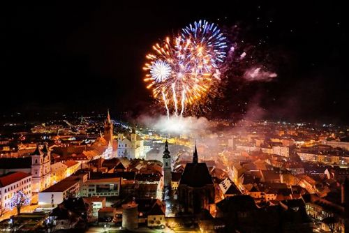 obrázek:Novoroční ohňostroj v Klatovech bude, jen se přesune na Erbenovo náměstí